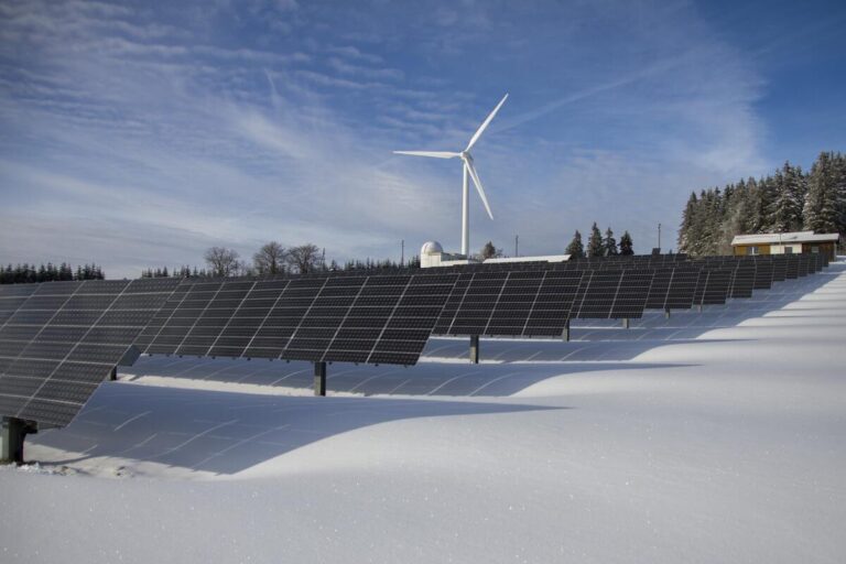 EDF Renouvelables construit des centrales solaires